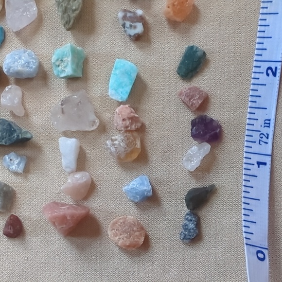 Collection of Miniature Crystals - Picture 4 of 5